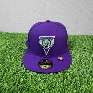 Milwaukee Bucks Cap New Era 59Fifty NBA City Edition 2021 Purple Cap Size 8
